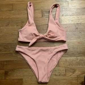 NWOT textured bikini